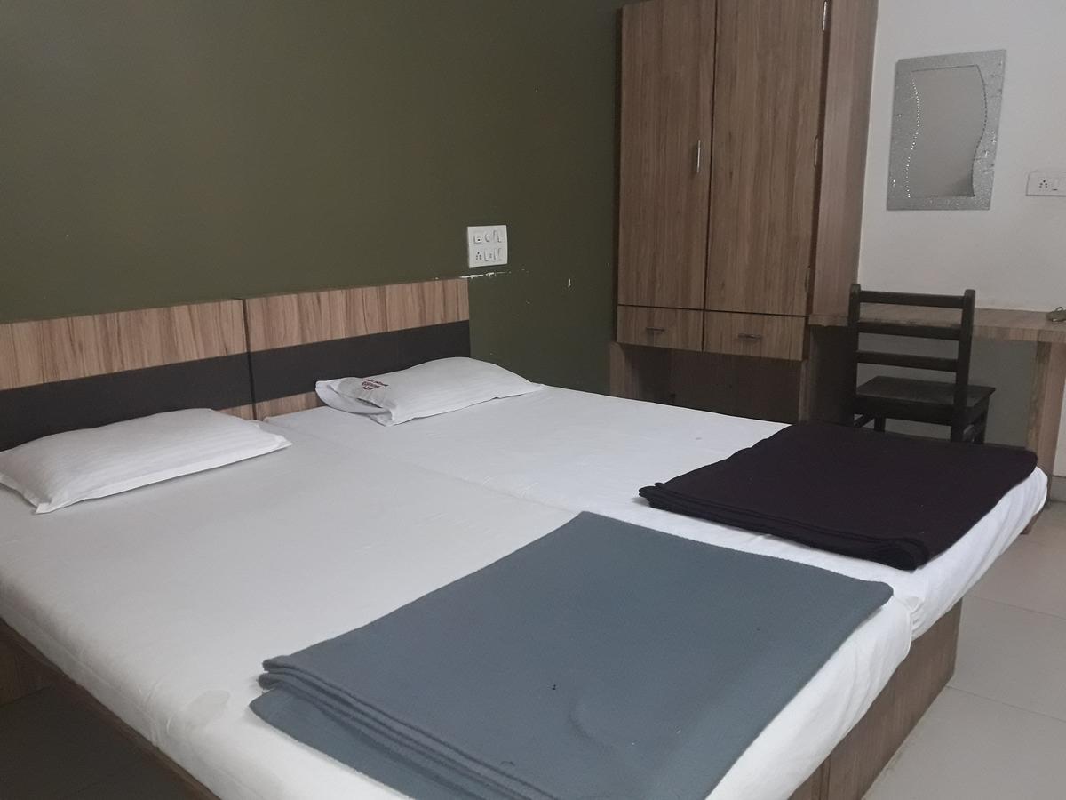 Hotel Pariwar Aurangabad  Exterior photo